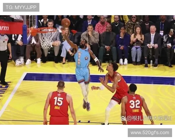 2006年NBA全明星赛詹姆斯首获MVP东部逆转西部夺冠